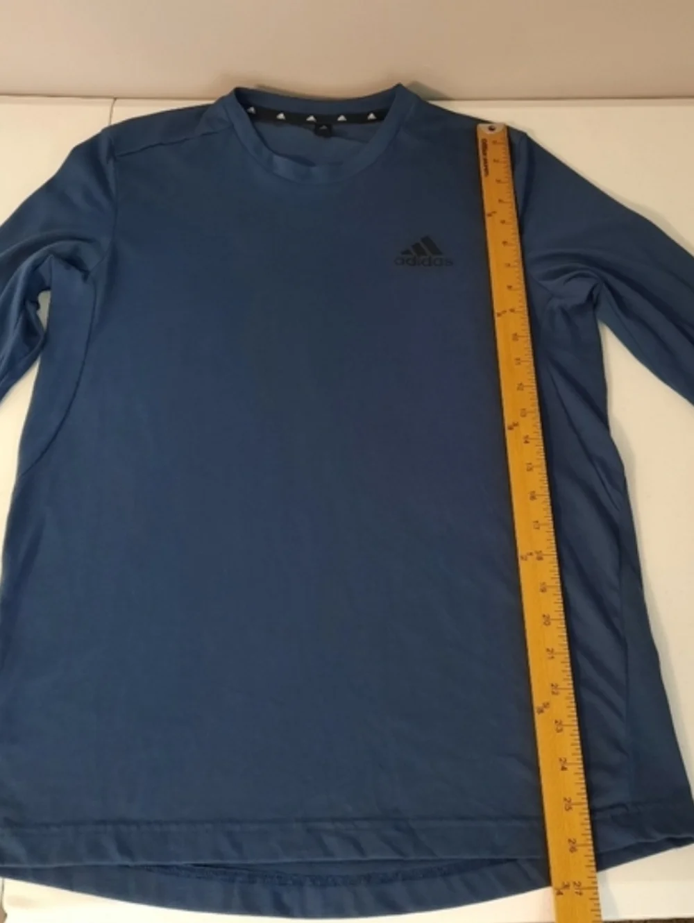 Bundle of 2 Adidas Men's Long Sleeve Tee Shirts Gray and Navy Blue size Small